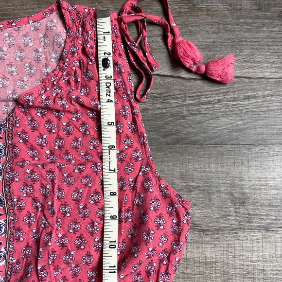 Sexiest Liz Claiborne I’ve ever seen! - Picture 7 of 10